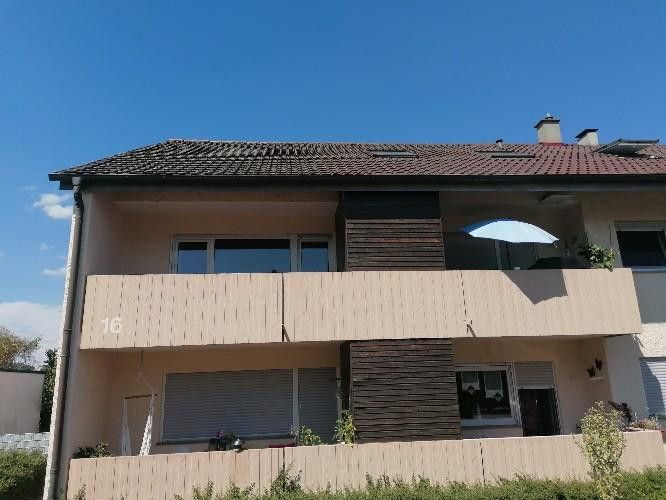 شقة مشرقة من 3.5 غرف مع شرفتين - بدون عمولة – Südbalkon auf linker Hälfte 