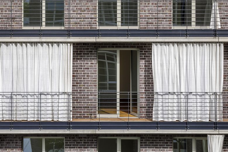 Terrasse mit Sonnenschutz