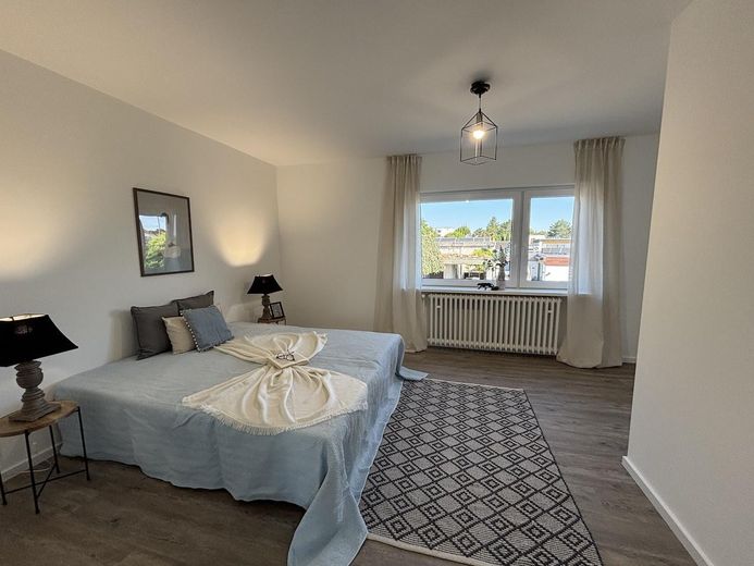 Şık ambiyansa sahip modern yaşam – Elternschlafzimmer Ansicht 2