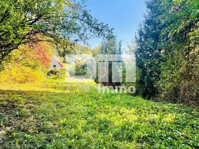 Splendido terreno edificabile con vista panoramica in una posizione eccezionale ai margini del paese – Foto 1