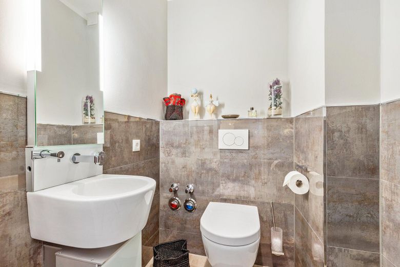 Lüks daire, Timmendorfer Strand'ın merkezinde, 3 oda, 123 m², yeraltı otoparkında park yeri – Gäste WC