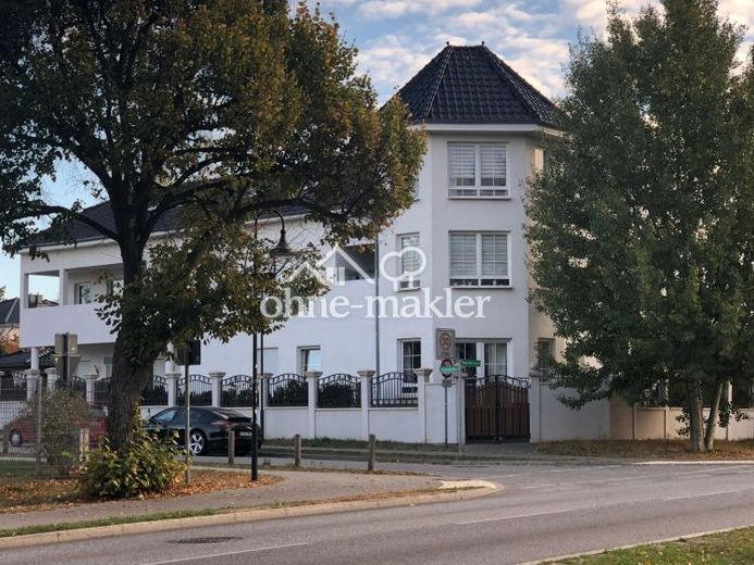 Helle 3-Zimmer-Wohnung im 1. OG mit Balkon – 84 m², Fußbodenheizung, Stellplatz – Foto 1