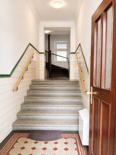 Sprzedaż prywatna bez prowizji dla pośrednika – Treppenhaus/Flur