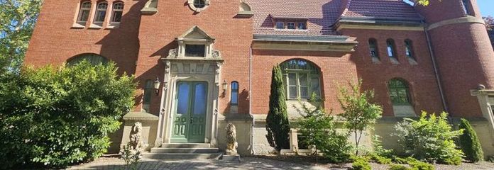 Вниманию компаний! Ваш новый офисный дом площадью 715 м² с историческим шармом!