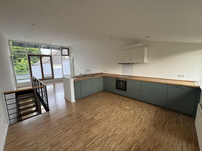 Charmante und lichtdurchflutete Maisonette-Wohnung im begehrten Auenviertel in Köln-Rodenkirchen – Foto 3