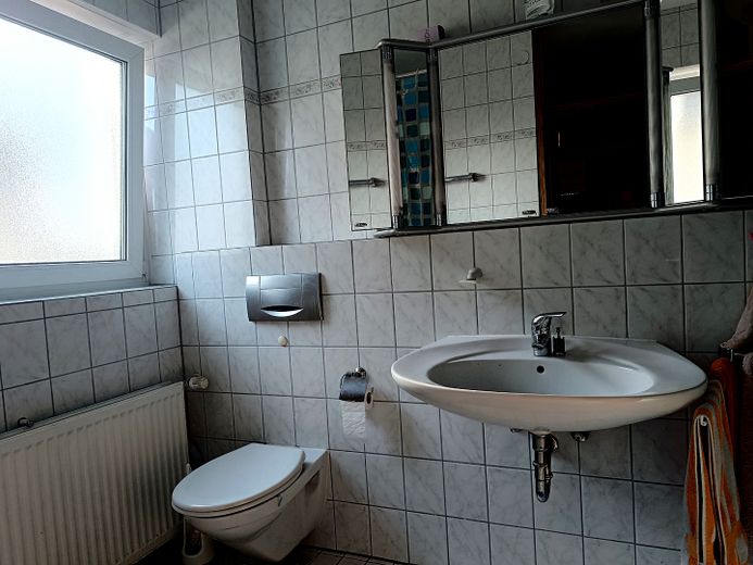 1 Stock Badezimmer