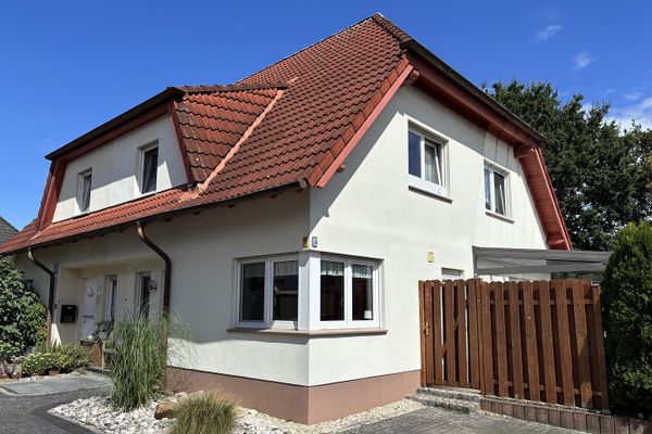 Appelhülsen: Zadbany bliźniak w spokojnej i zielonej ślepej uliczce