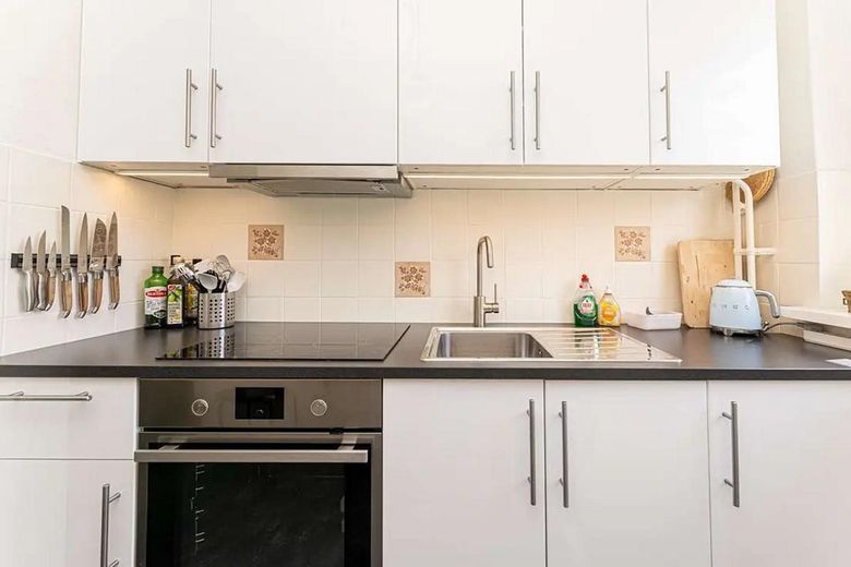 Komfortable, möblierte 2‑Zimmer‑Wohnung mit Top‑Anbindung an U7/U9 in Berlin‑Wilmersdorf – Foto 26
