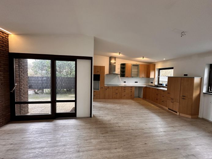 Großzügiges Einfamilienhaus mit Einliegerwohnung auf weitläufigem Eckgrundstück – Foto 23