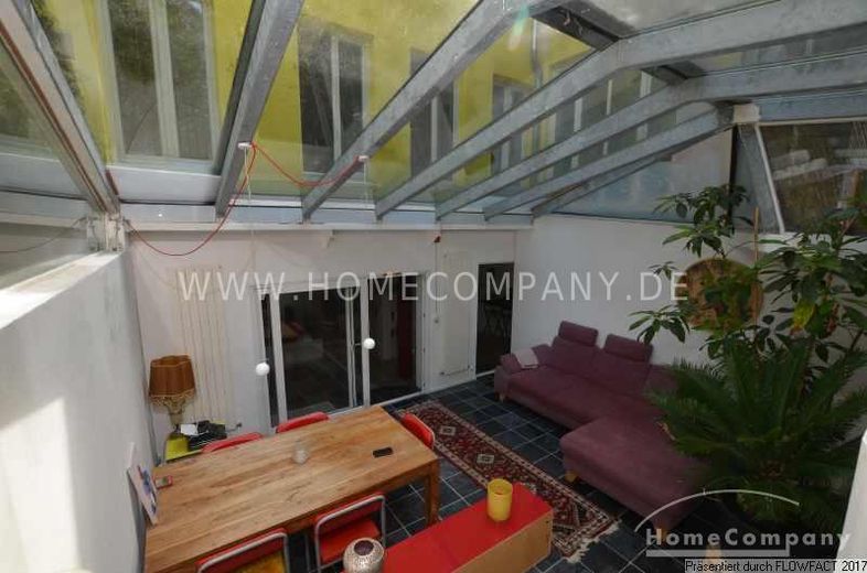Appartamento TOP nel quartiere con veranda per subaffitto temporaneo – 9754f3bd669e9ccd558ab53d398498d00f3a5dc0.jpg