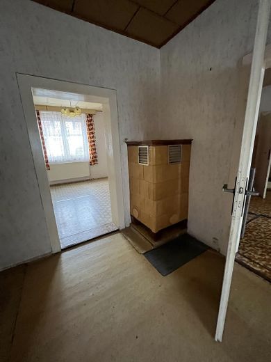 Erdgeschoss mit Ofen