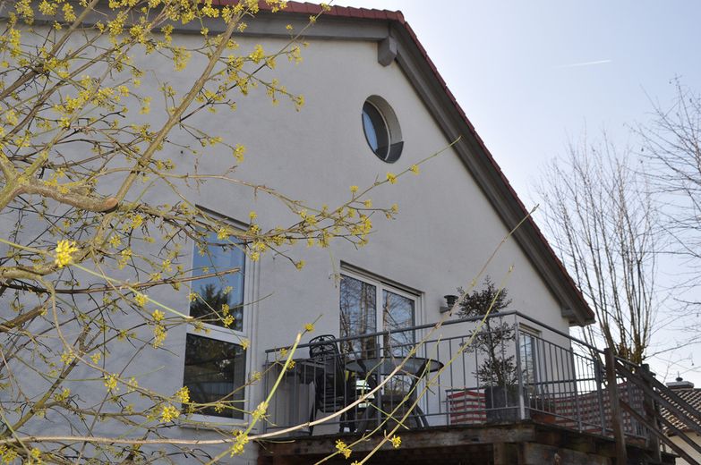 Kindenheim'de geniş, ışık dolu dubleks daire – Foto 2
