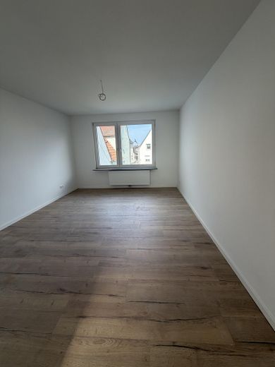 Kernsaniertes, Haus inklusive zweier Stellplätze und Garten – Foto 20