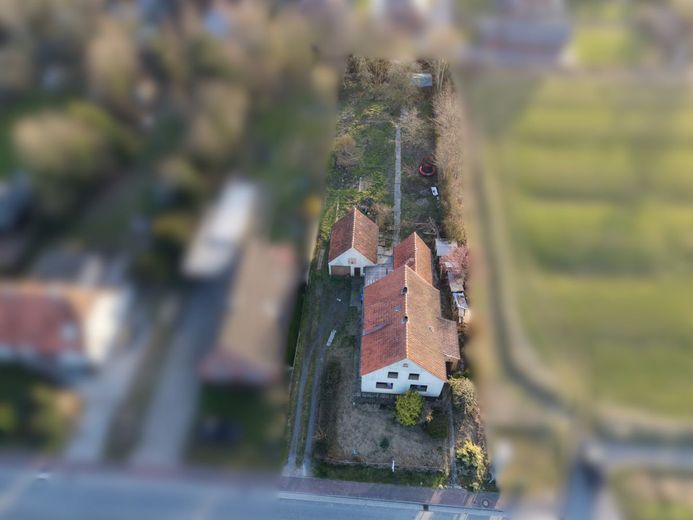 Sanierung gestartet! Haus mit Fahrplan &amp; 
1.603 m² Grundstück an der Nordsee – Luftaufnahme