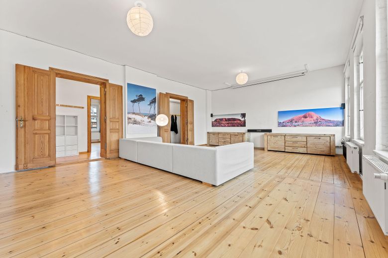 Kastanienallee 32 - Komplette 4. Etage - 217 qm - Wohnzimmer 50 qm - von privat! – Foto 1