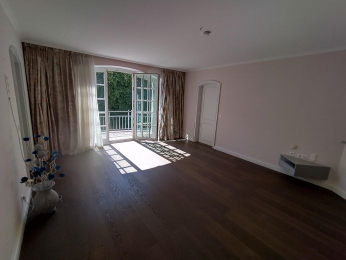 Herrschaftliche Villa am Ende einer elbnahen Sackgasse in Othmarschen – Elternschlafzimmer