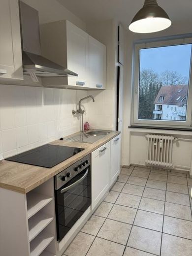 Helle 3 Zimmerwohnung in Hannover Ahlem frisch renoviert mit Einbauküche und KFZ Stellplatz – Foto 17