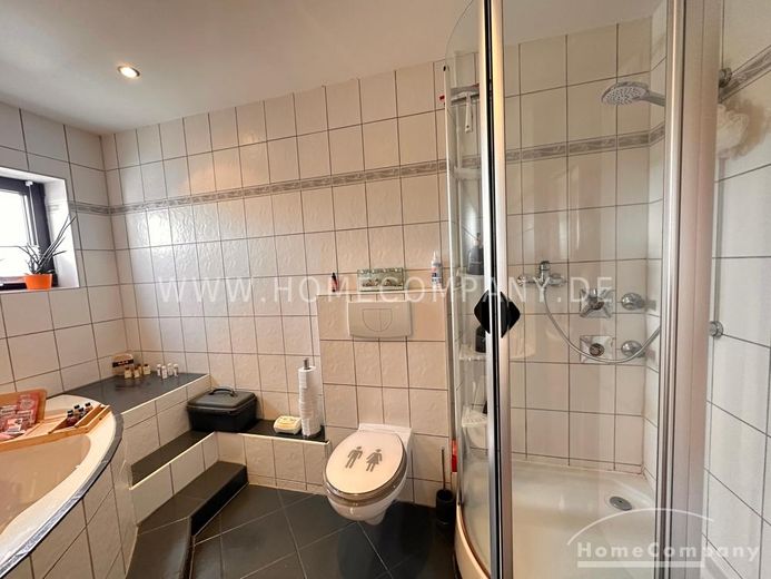 Helle 3,5ZKB Wohnung mit Garten und 2 Parkplätze – df0ddd621467c2175aeaad168b40e490524350be.jpg