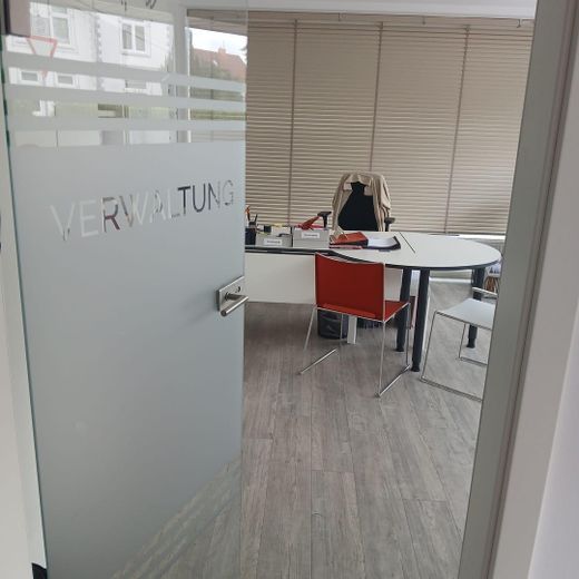 Superficie comercial, oficina 126 m2, 3xoficina+WC+cocina/sala de reuniones, a partir del 01.10.26 – Foto 5