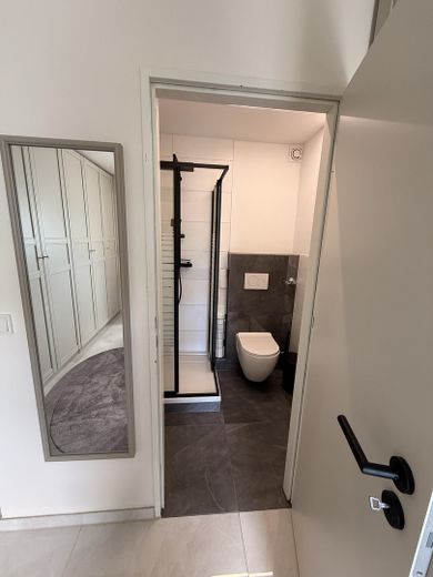 Moderno appartamento di 4 locali | 121,5 m² | garage incluso | 2 balconi | cucina con isola | cantina | posizione eccellente – Foto 21