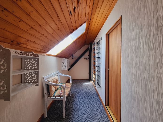 Stadthaus mit drei Ferienwohnung oder Monteuswohnung – Whg. 3 - Ankleidezimmer