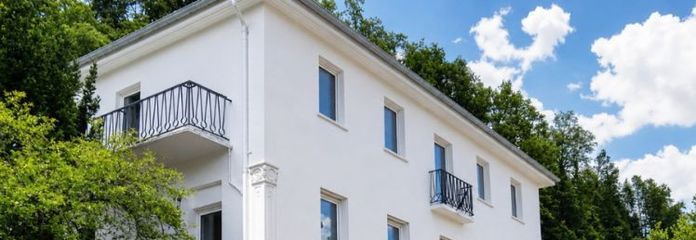 Guesthouse / Boarding House / Youth Hostel, Commercial Kitchen & Dining Hall – Renovated – Available Immediately in Wallensfels