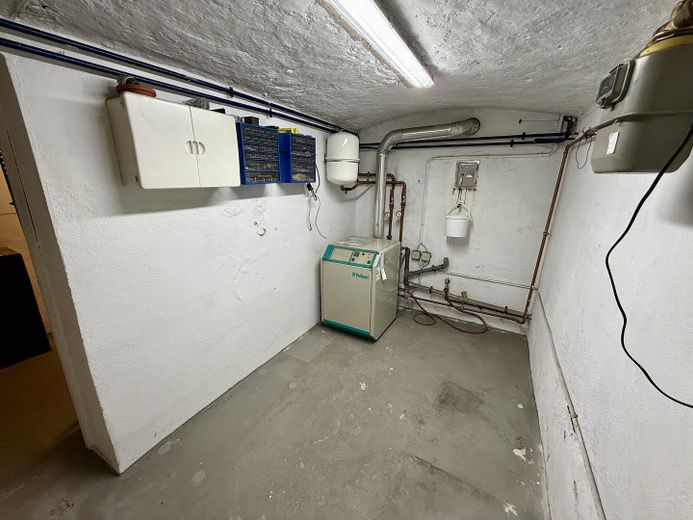 Keller – Technikraum / Raum 2