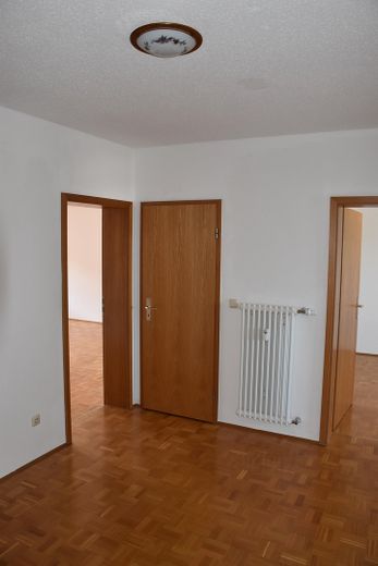3 1/2 Zimmer Wohnung in zentraler Lage von Simbach am Inn mit neuem Badezimmer – Diele