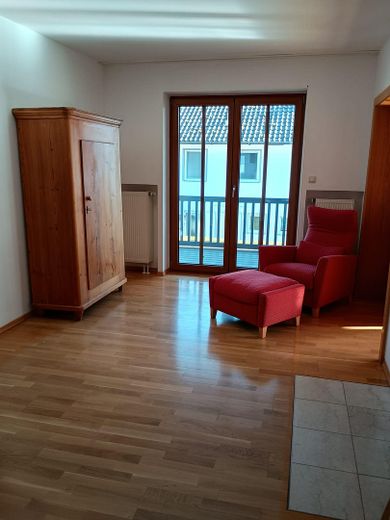 Zweifamilienhaus in ruhiger Siedlungslage in Dingolfing – Foto 4