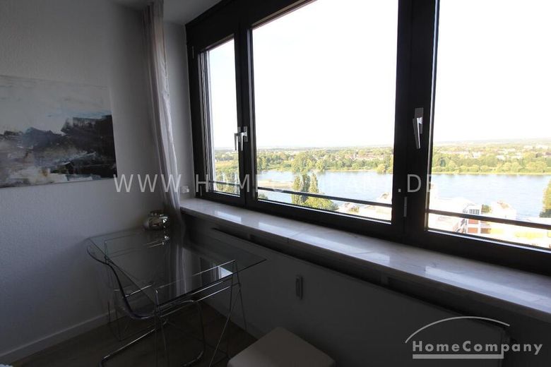 4-Zimmer Luxuswohnung mit Panoramablick bis ins Siebengebirge.Schwimmbad und Sauna im Haus. – abc9329c8f70c14f7774ea4bac8c8db06c5e01c8.jpg