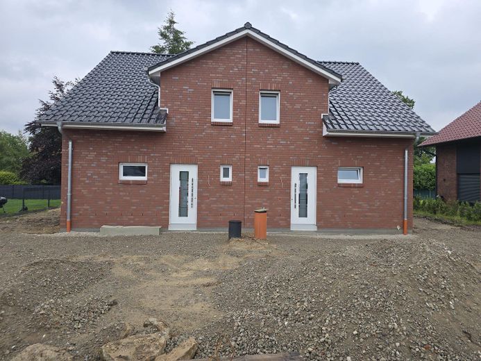 A+ Neubau-DHH bei Stade - PV, Speicher, Wärmepumpe, 5% AfA möglich – Foto 3