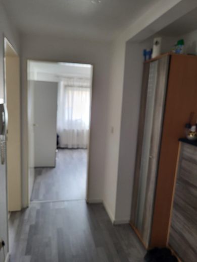 2-Zimmer-Wohnung in Heilbronn, zentrale Lage, 2 Keller – Flur