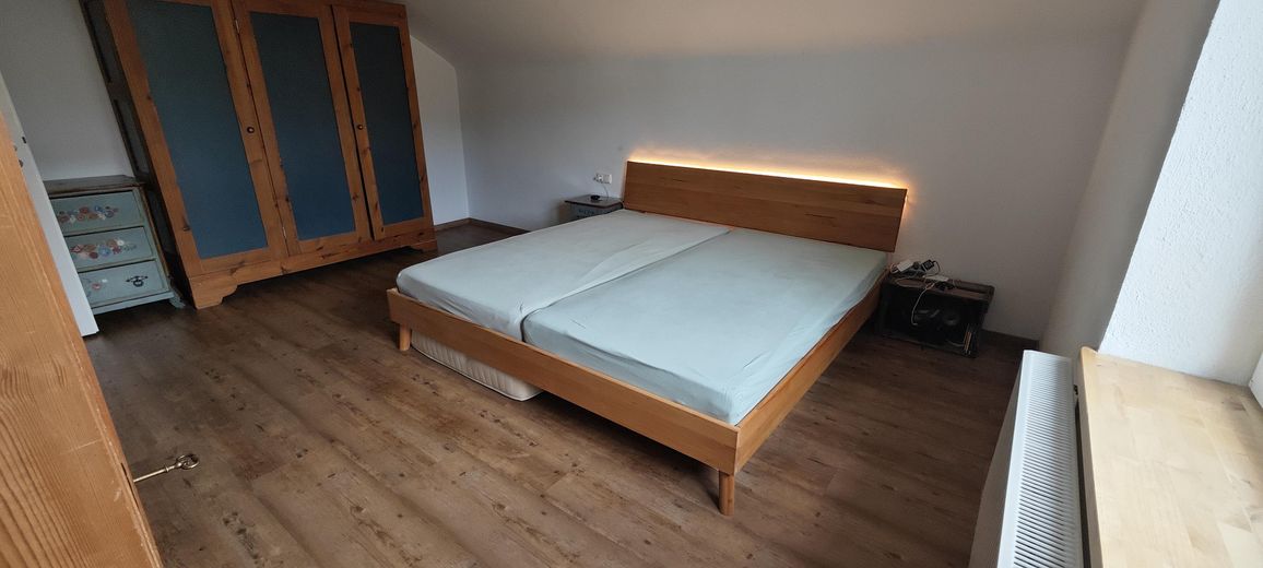 Zukunftssicheres Wohnen im Allgäu: Kernsaniertes energieeffizientes EFH - Einziehen & Wohlfühlen – Zimmer 3 OG