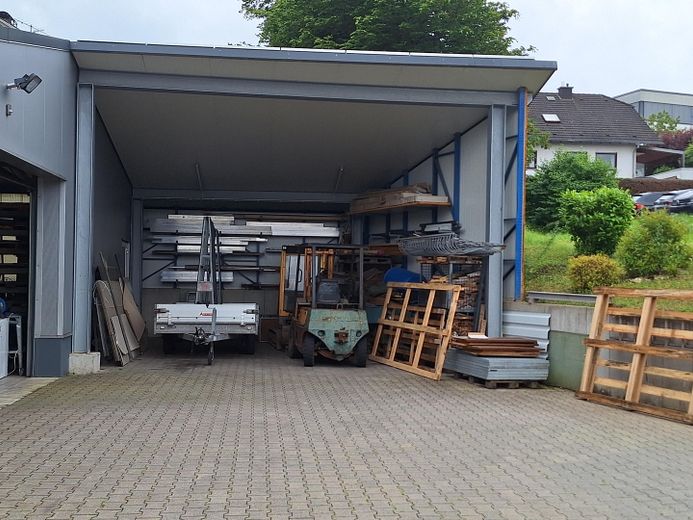 Gewerbe Halle für Handwerk, Praxis oder Verkauf in Zell - Barl – Carport