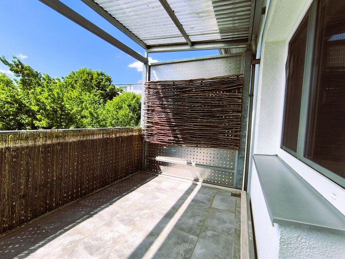 Balkon mit Blick ins Grüne