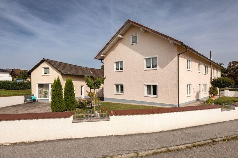 Casa bifamiliare a Haselbach (comune di Tiefenbach) – Foto 2