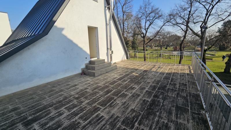 Sehr gepflegtes 4-Zimmer EFH mit Garten und 2 Terrassen Nähe Stadtpark in Lampetheim – Bild 3