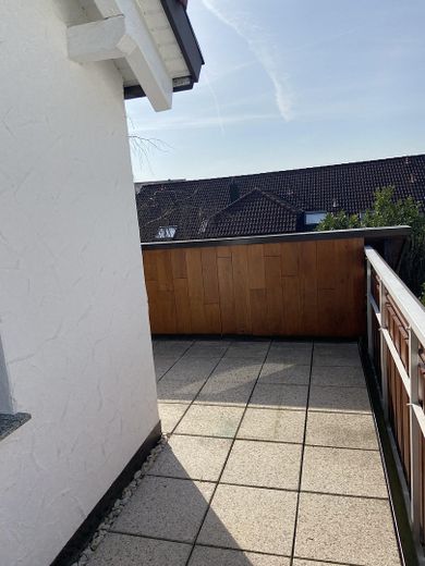 großer Balkon