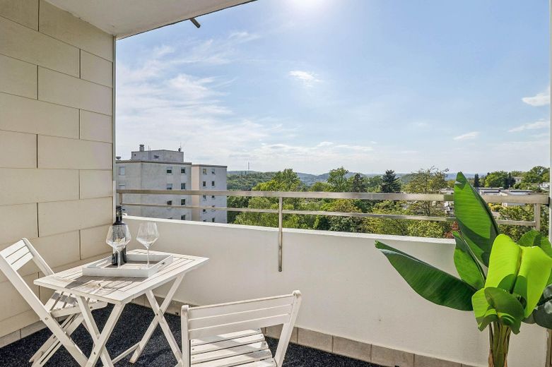 3 ZKB in Saarbrücken hell, bezugsfertig - OHNE Maklerprovision – Balkon