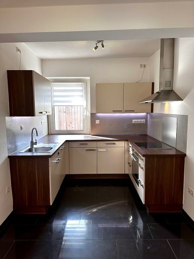 Modernisiertes Reihenmittelhaus mit Ausbaureserve in zentraler Lage von Kreuzau – Foto 6