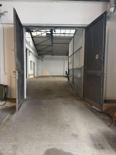 مساحة قاعة ومكتب 240 م² مضيئة ومركزية في Posener Straße – Foto 2