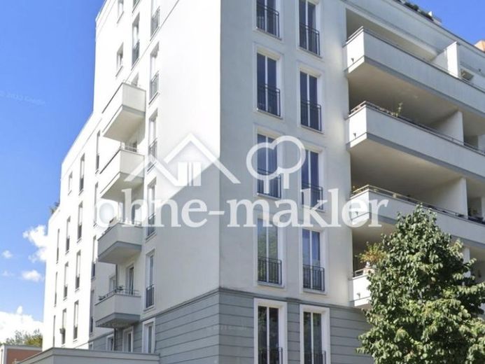 NEU modernisierte 2 Zimmer Wohnung mit Einbauküche – फोटो 1
