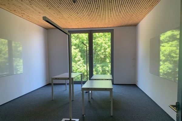 Moderne Bürofläche in Naila/Frankenwald – ca. 108 m² mit 3 Räumen - professionelles Arbeitsumfeld