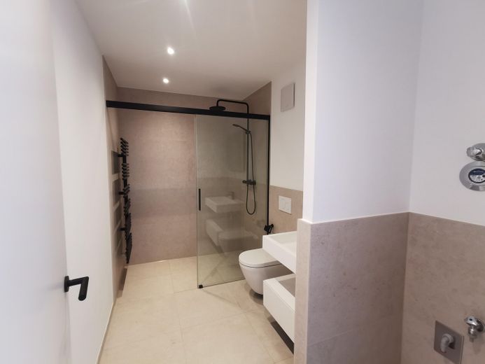 2-Zimmer-Wohnung im Dreimühlenviertel – Bad