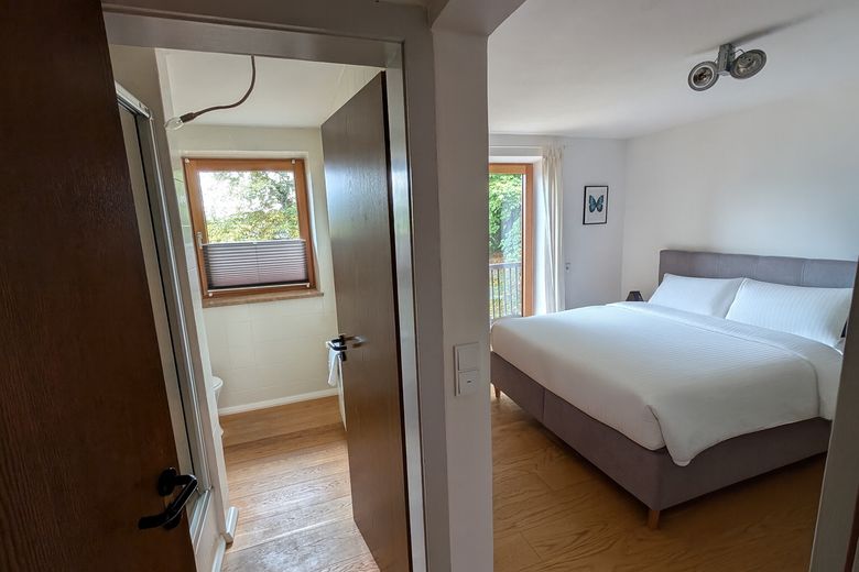 Gästezimmer 1 mit Bad en suite