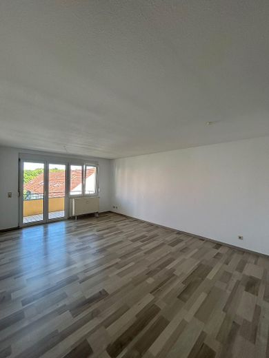 Première occupation après rénovation - charmant 2ZKB à Bretten – Wohnzimmer III