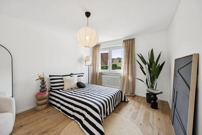Renovierte 3-Zimmer-Wohnung – sofort bezugsfertig & provisionsfrei – Schlafzimmer