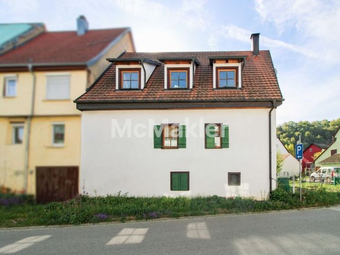 Handwerker aufgepasst - Kernsanierung fast abgeschlossen - Dachgeschoss muss noch ausgebaut werden – Foto 1