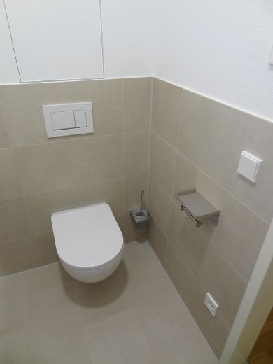 Neubau Erstbezug: Hochwertige 4-Zi.-Wohnung in Top-Lage im Klosterhof in Ulm-Söflingen – WC