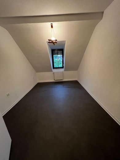 Świeżo wyremontowane 3-pokojowe mieszkanie własnościowe w centralnej lokalizacji – 77 m² – bez prowizji – Zdjęcie 16